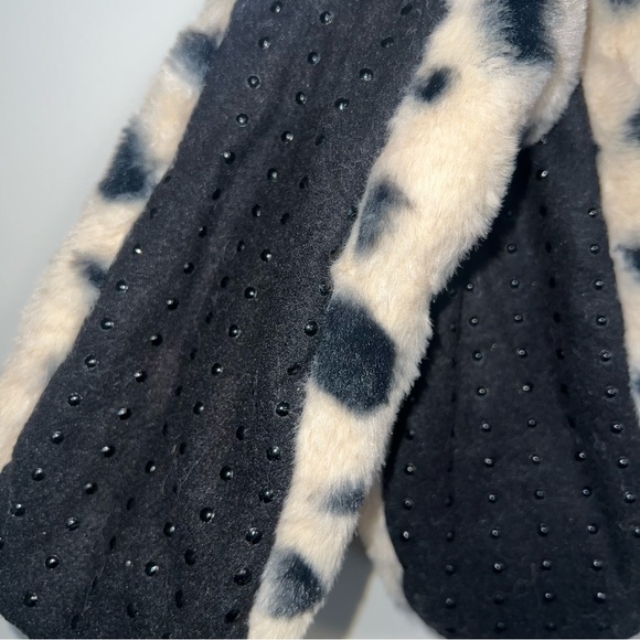 Target Leopard Print Slipper Socks - Picture 7 of 7